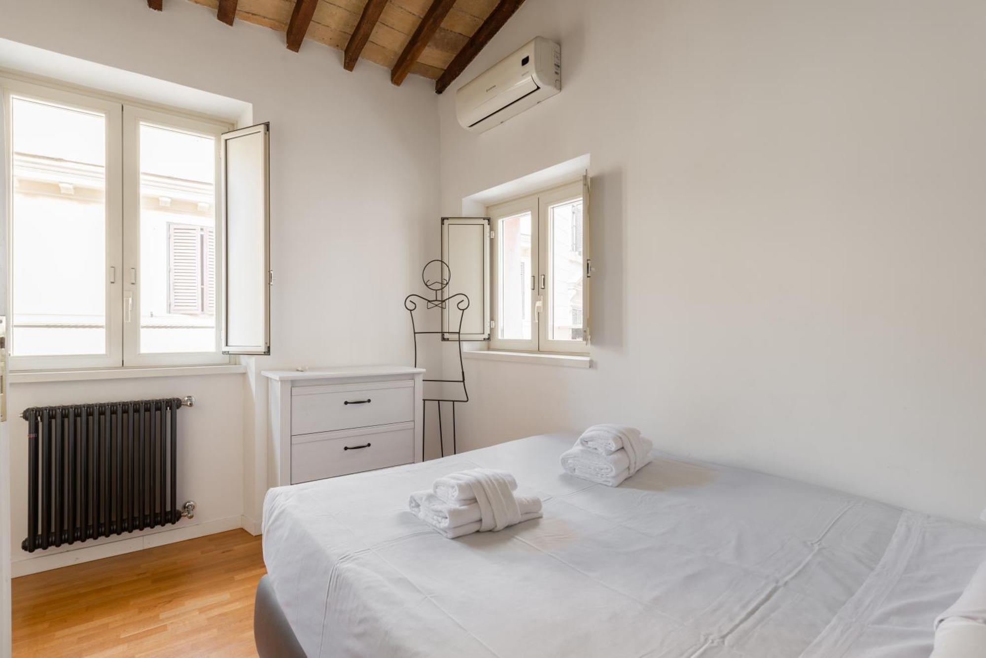 Pavone Centre Romantic Apartment Rome